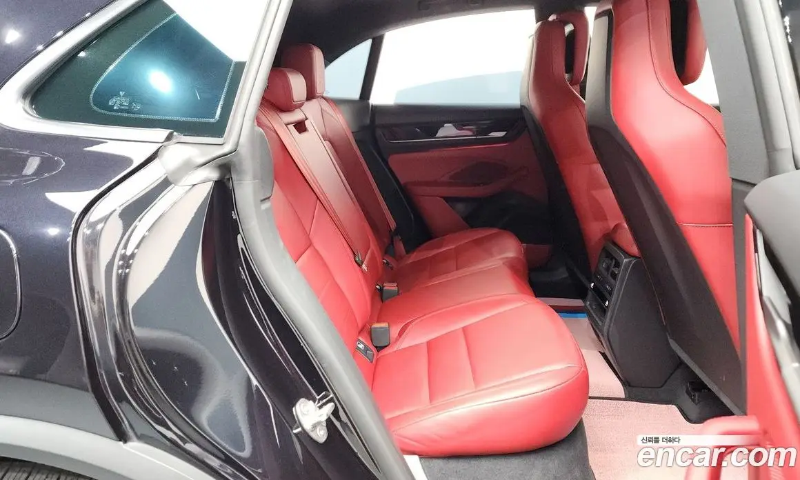 Porsche Macan 2025 0.2 автомат (гидро), фото 17