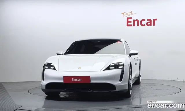 Porsche Taycan 2021 0.1 автомат (гидро), миниатюра 3