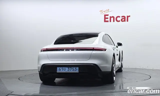 Porsche Taycan 2021 0.1 автомат (гидро), миниатюра 4