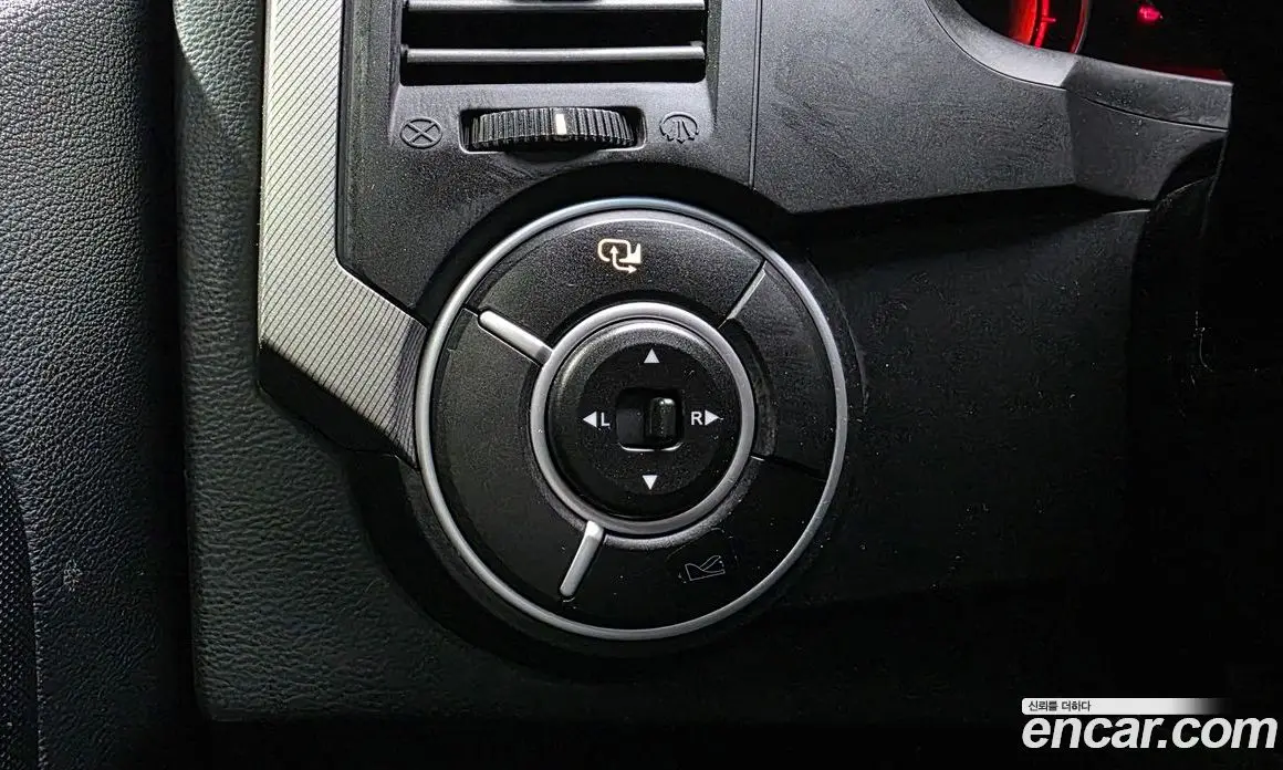 SsangYong Korando 2014 2.0 автомат (гидро), фото 18