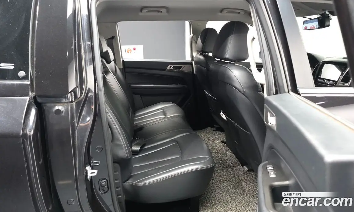 SsangYong Rexton 2018 2.2 автомат (гидро), фото 12