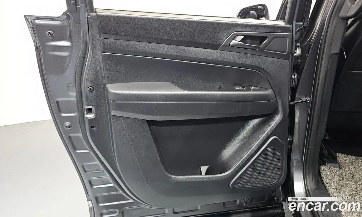 SsangYong Rexton 2021 2.2 автомат (гидро), фото 15