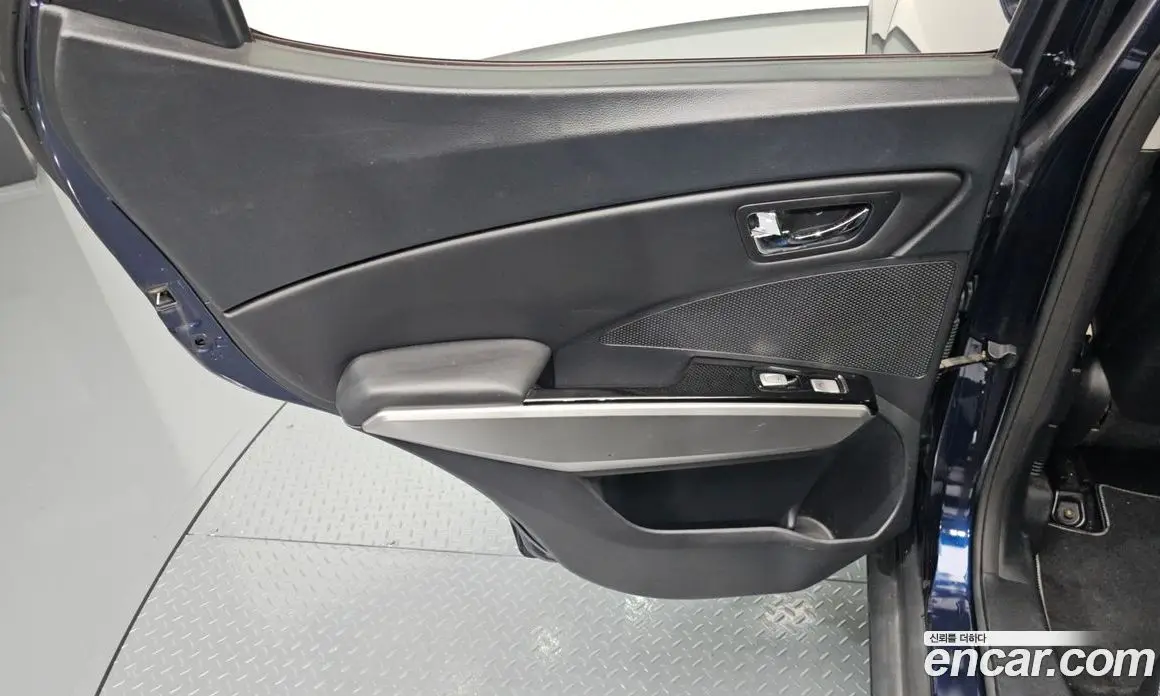 SsangYong TIBOLI 2015 1.6 автомат (гидро), фото 15