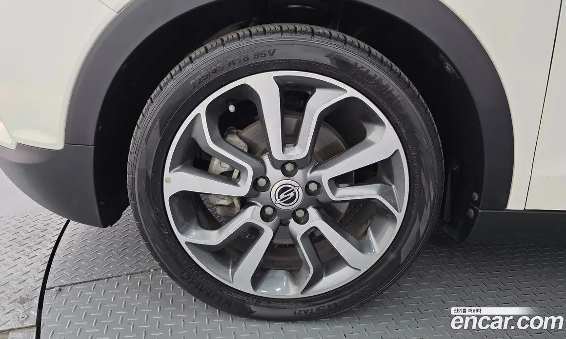 SsangYong TIBOLI 2016 1.6 автомат (гидро), фото 5