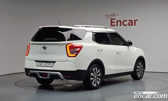 SsangYong TIBOLI 2017 1.6 автомат (гидро), миниатюра 2