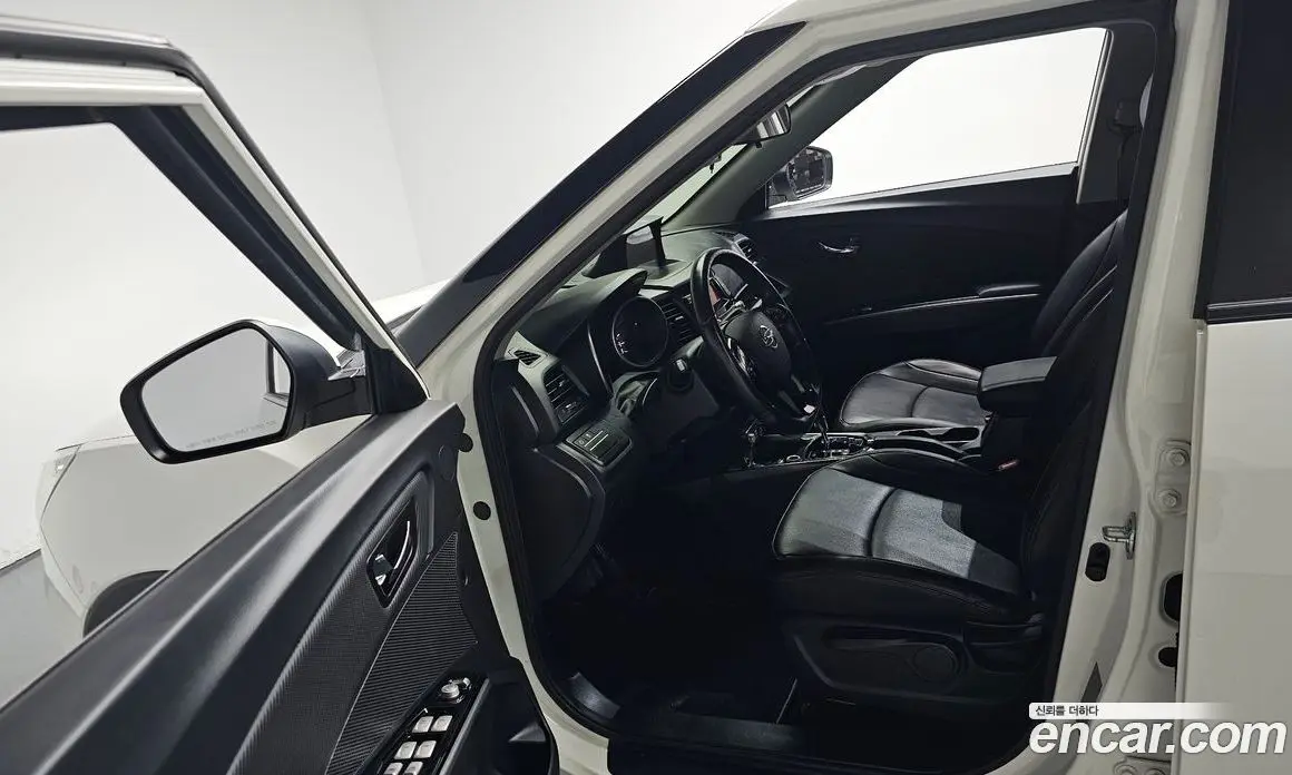 SsangYong TIBOLI 2017 1.6 автомат (гидро), фото 13