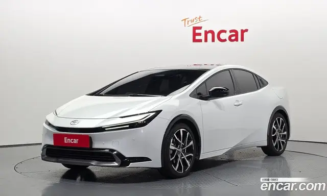 Toyota Prius 2024 2.0 автомат (гидро), миниатюра 1 Toyota Prius 2024 2.0 автомат (гидро), миниатюра 1