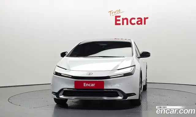 Toyota Prius 2024 2.0 автомат (гидро), миниатюра 3 Toyota Prius 2024 2.0 автомат (гидро), миниатюра 3
