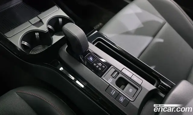 Toyota Prius 2024 2.0 автомат (гидро), миниатюра 9 Toyota Prius 2024 2.0 автомат (гидро), миниатюра 9