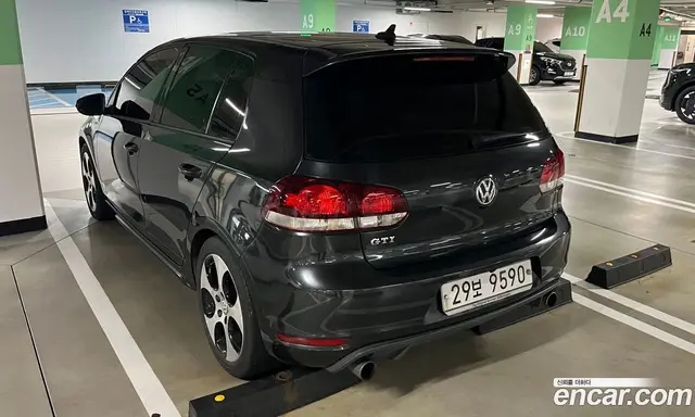 Volkswagen Golf 2010 2.0 механика, миниатюра 2