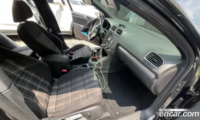 Volkswagen Golf 2010 2.0 механика, миниатюра 3