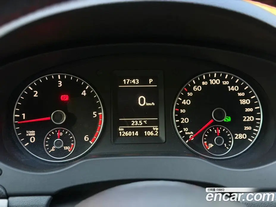 Volkswagen Jetta 2013 2.0 автомат (гидро), фото 9