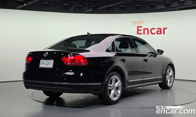 Volkswagen Passat 2014 2.0 автомат (гидро), миниатюра 2