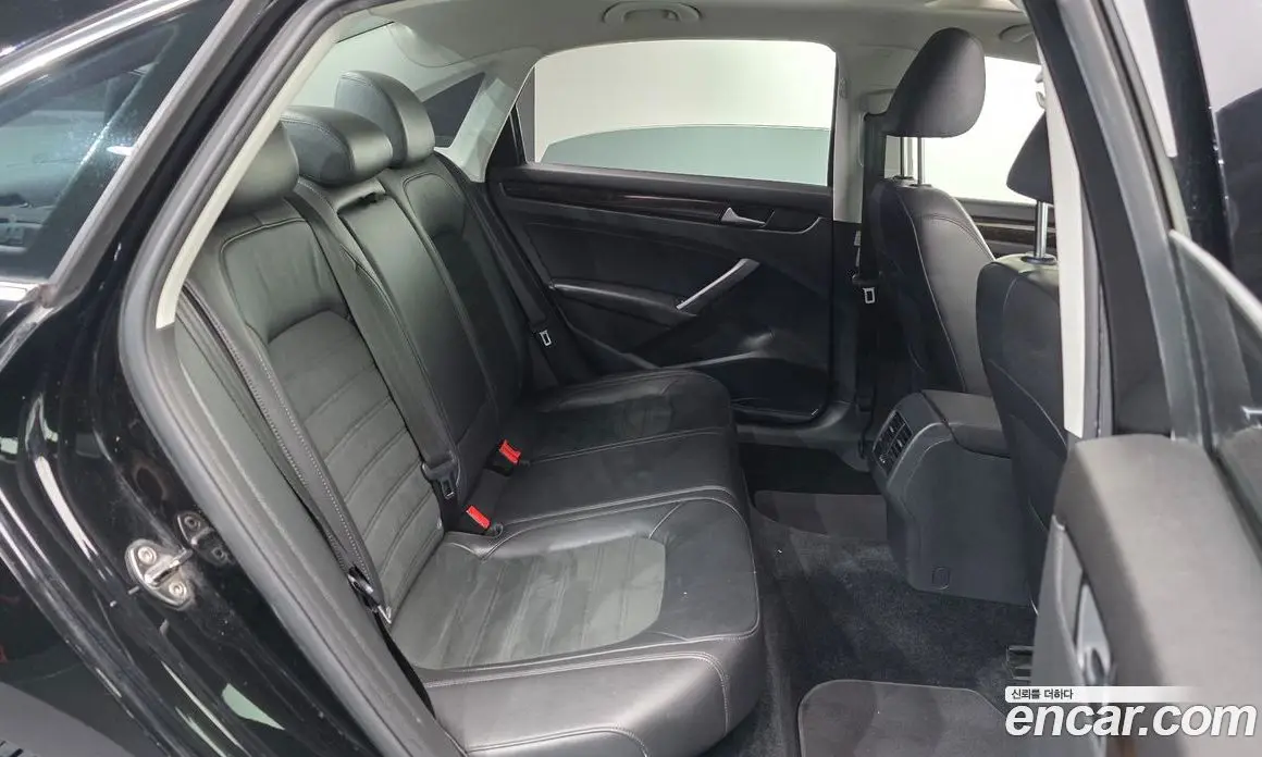 Volkswagen Passat 2014 2.0 автомат (гидро), фото 11