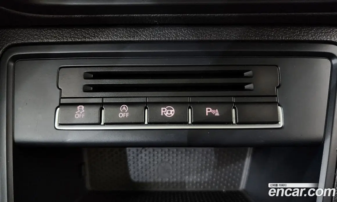 Volkswagen Tiguan 2013 2.0 автомат (гидро), фото 13