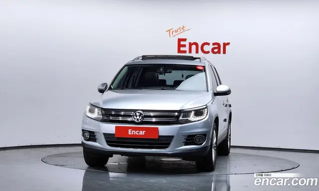 Volkswagen Tiguan 2013 2.0 автомат (гидро), миниатюра 3