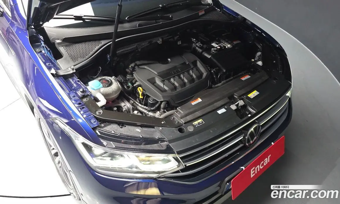 Volkswagen Tiguan 2022 2.0 автомат (гидро), фото 6