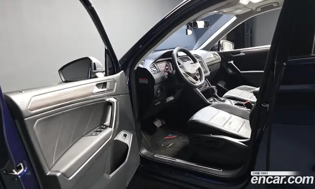 Volkswagen Tiguan 2022 2.0 автомат (гидро), миниатюра 10