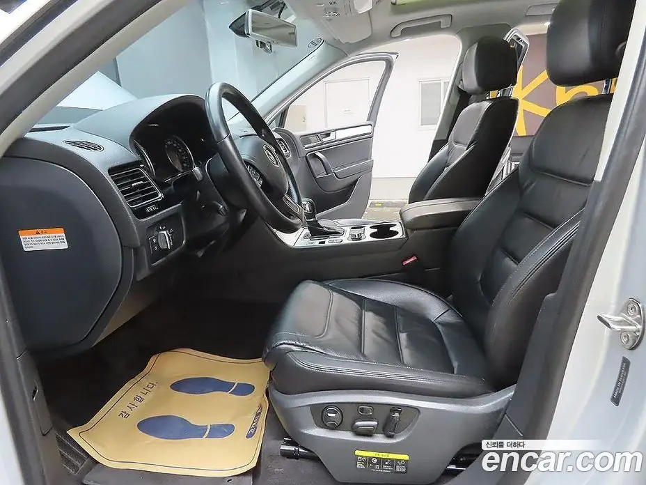 Volkswagen Touareg 2014 3.0 автомат (гидро), фото 12