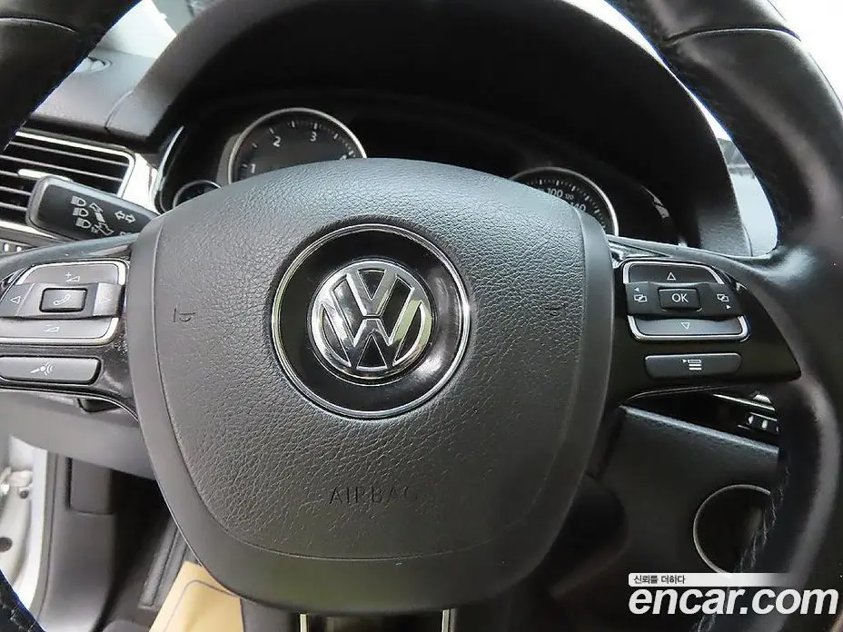 Volkswagen Touareg 2014 3.0 автомат (гидро), фото 14