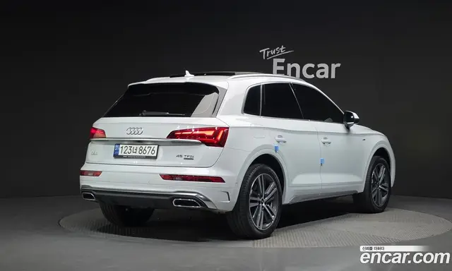 Audi Q5 2021 2.0 автомат (гидро), миниатюра 2