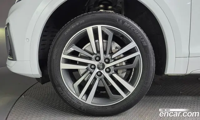 Audi Q5 2021 2.0 автомат (гидро), миниатюра 5