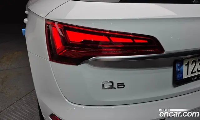 Audi Q5 2021 2.0 автомат (гидро), миниатюра 9