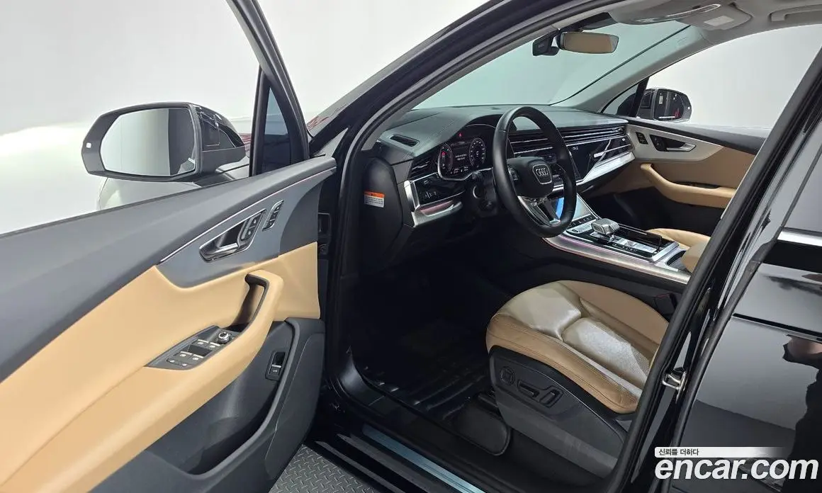 Audi Q7 2023 3.0 автомат (гидро), фото 13