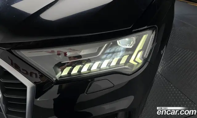 Audi Q7 2023 3.0 автомат (гидро), миниатюра 8