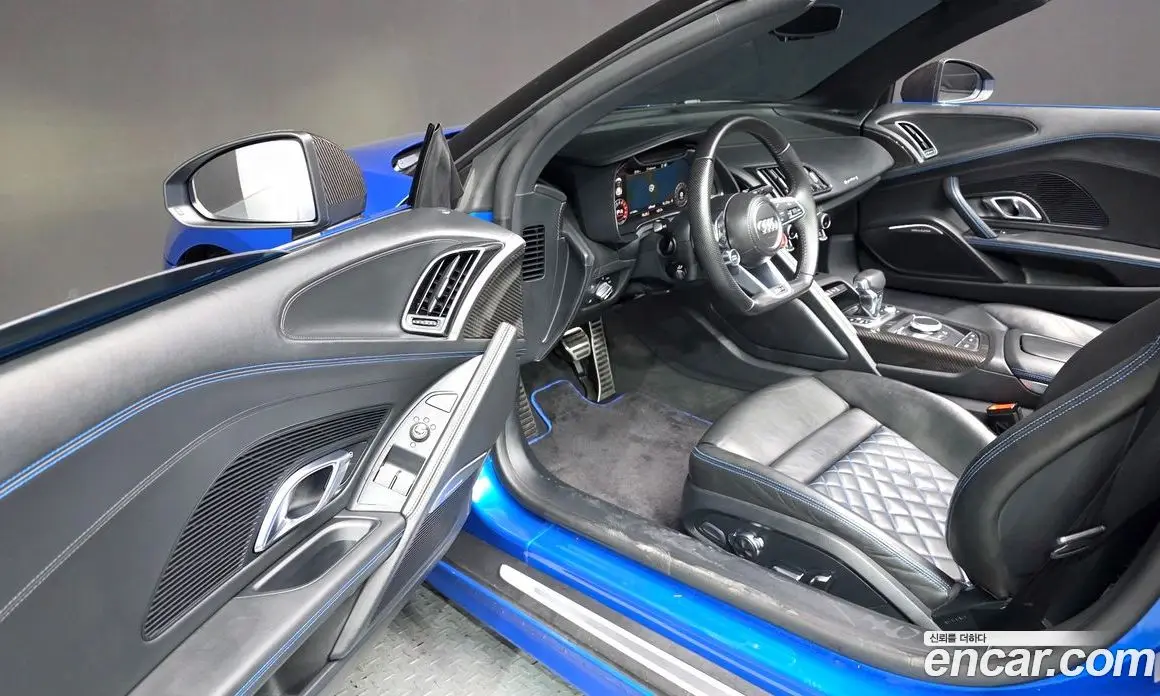 Audi R8 2017 5.2 автомат (гидро), фото 13