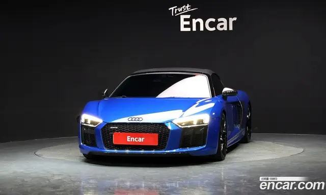 Audi R8 2017 5.2 автомат (гидро), миниатюра 3