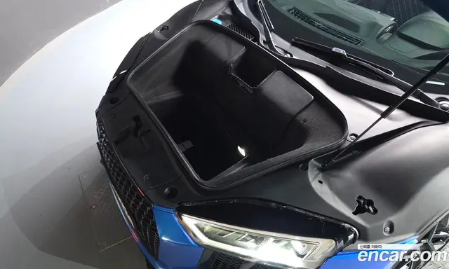 Audi R8 2017 5.2 автомат (гидро), миниатюра 6