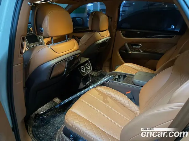 Bentley Bentayga 2017 6.0 автомат (гидро), миниатюра 8 Bentley Bentayga 2017 6.0 автомат (гидро), миниатюра 8