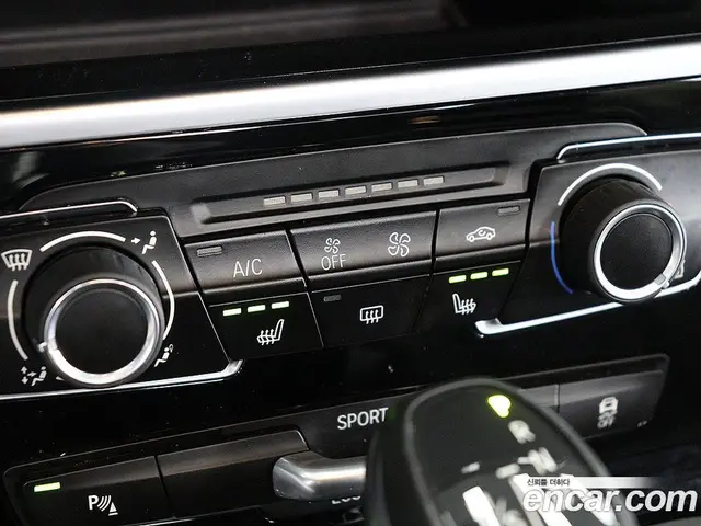 BMW 2 серия 2017 2.0 автомат (гидро), миниатюра 9