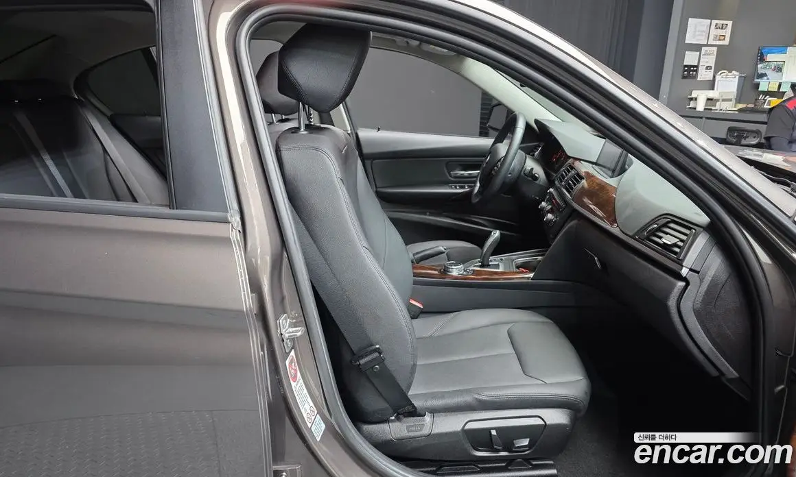 BMW 3 серия 2014 2.0 автомат (гидро), фото 12