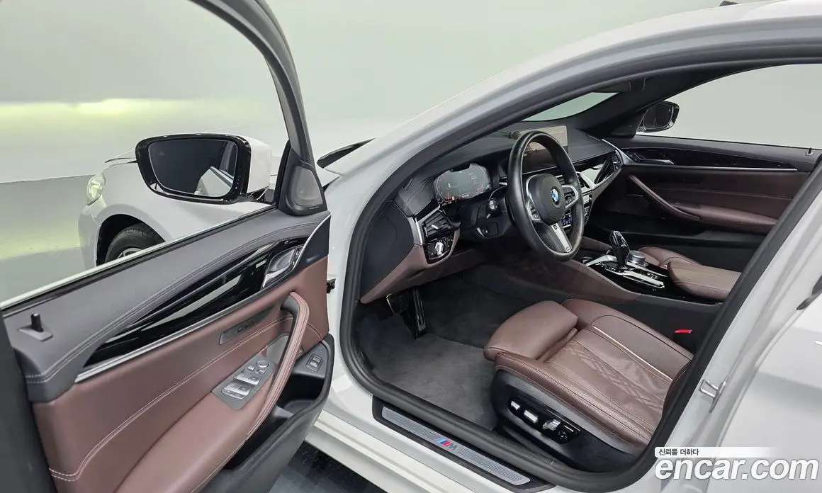 BMW 5 серия 2022 2.0 автомат (гидро), фото 13