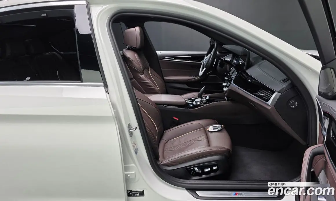 BMW 5 серия 2022 2.0 автомат (гидро), фото 16