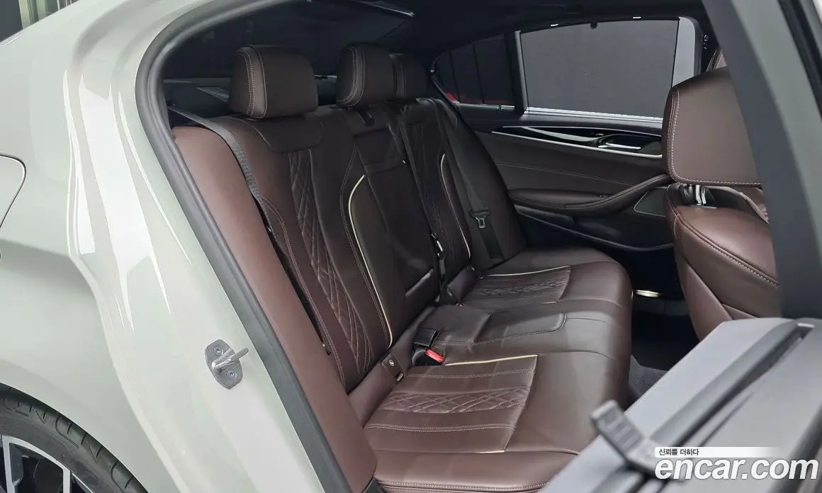 BMW 5 серия 2022 2.0 автомат (гидро), фото 17
