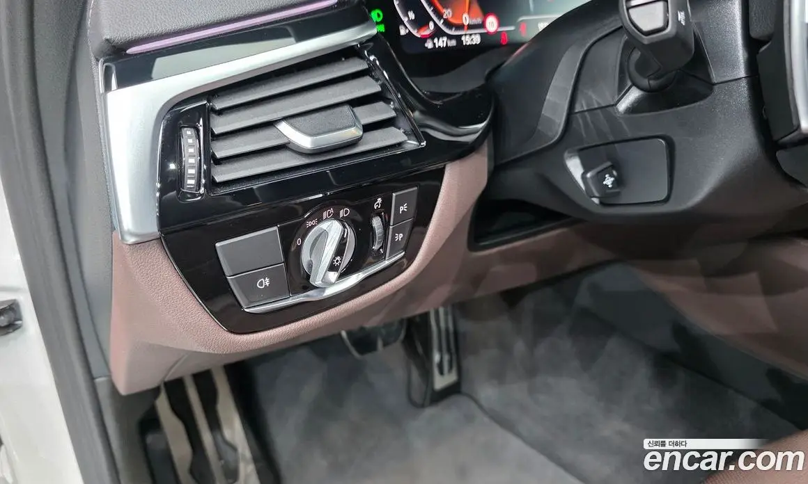 BMW 5 серия 2022 2.0 автомат (гидро), фото 25