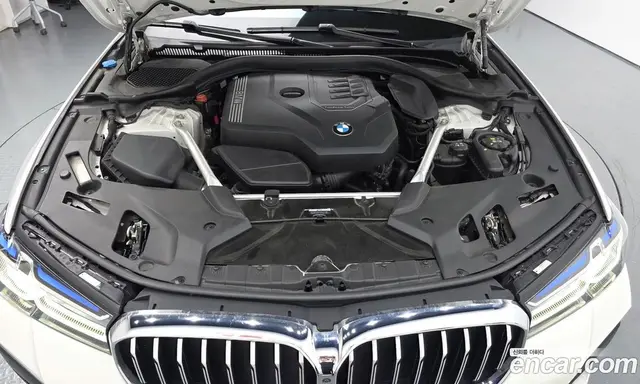 BMW 5 серия 2023 2.0 автомат (гидро), миниатюра 6
