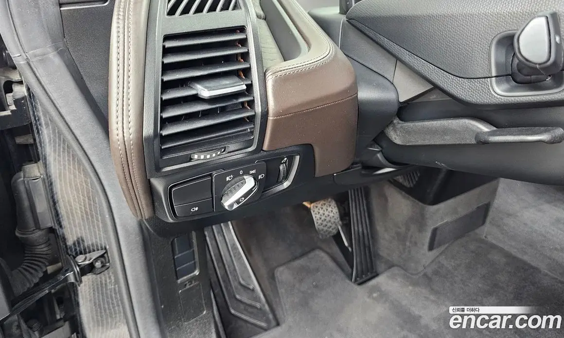 BMW i3 2018 автомат (гидро), фото 22