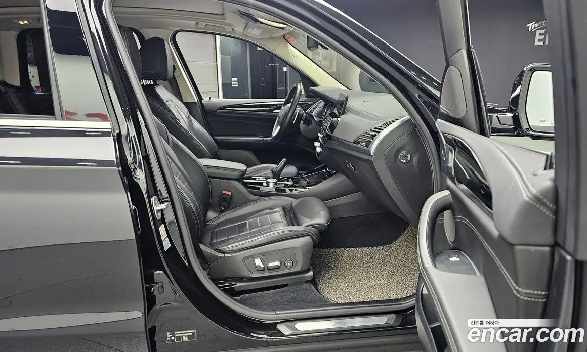 BMW X3 2018 3.0 автомат (гидро), фото 16