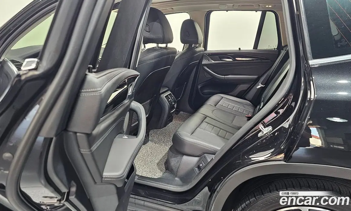 BMW X3 2018 3.0 автомат (гидро), фото 17