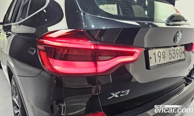 BMW X3 2018 3.0 автомат (гидро), миниатюра 9