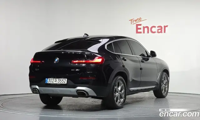 BMW X4 2021 2.0 автомат (гидро), миниатюра 2