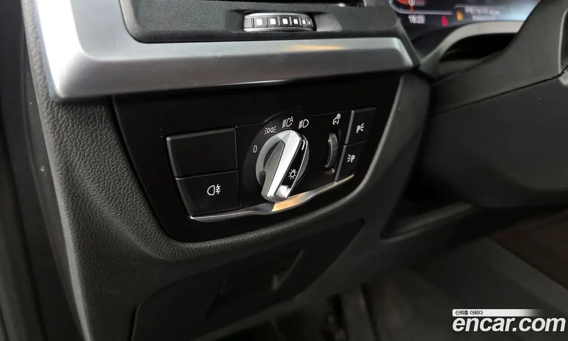 BMW X4 2021 2.0 автомат (гидро), фото 32