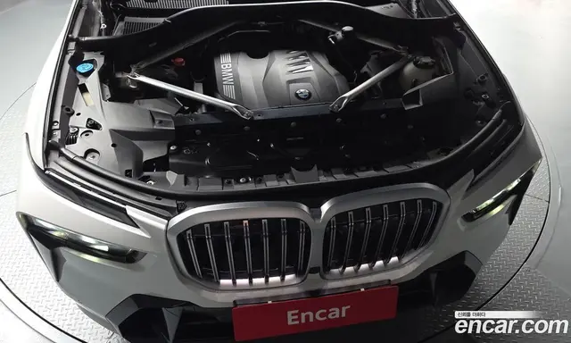 BMW X7 2023 3.0 автомат (гидро), миниатюра 5