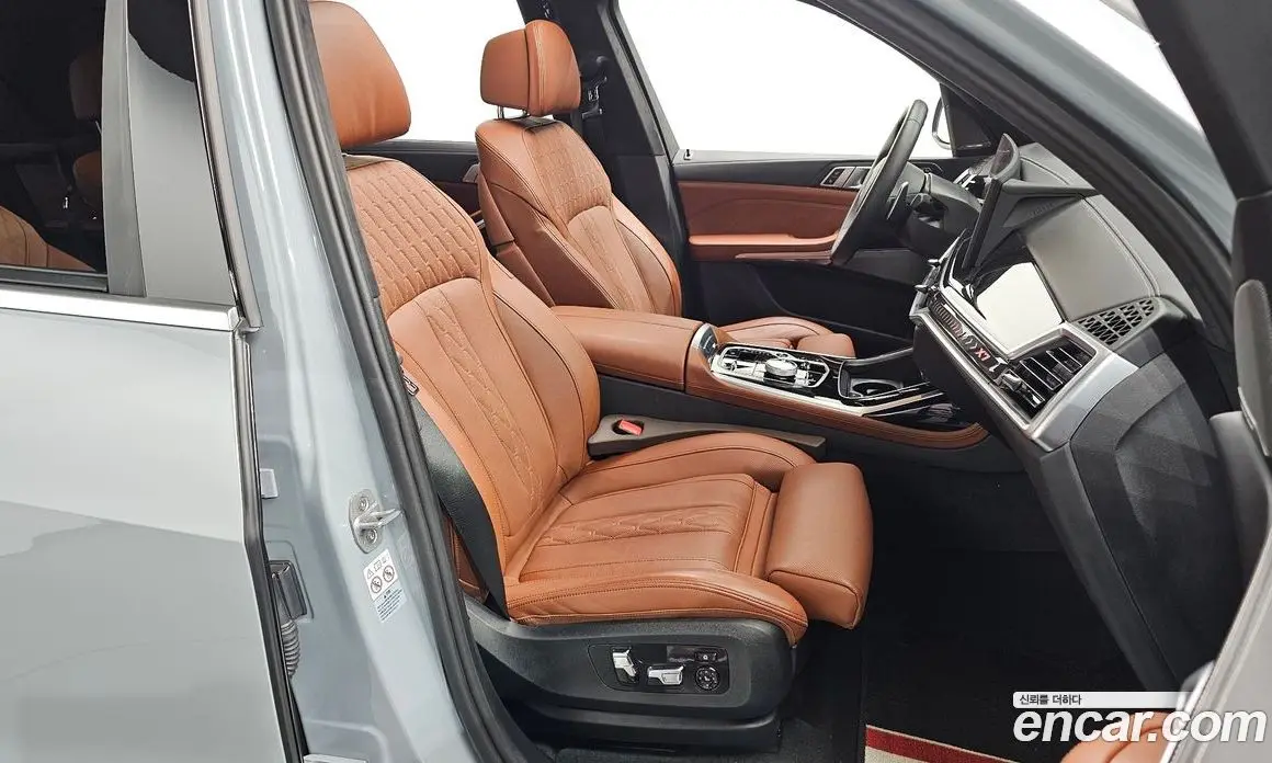 BMW X7 2024 3.0 автомат (гидро), фото 16