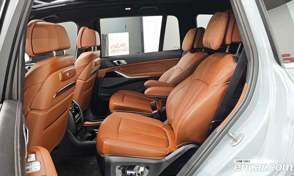 BMW X7 2024 3.0 автомат (гидро), фото 18