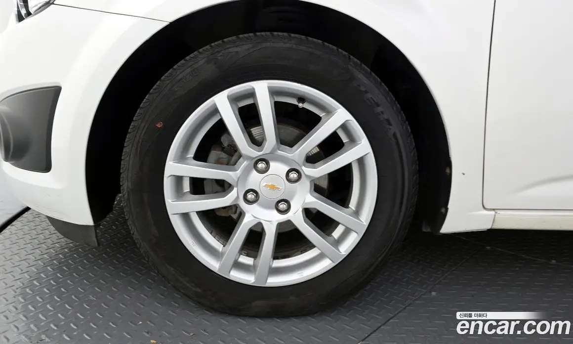 Chevrolet Aveo 2013 1.6 автомат (гидро), фото 5